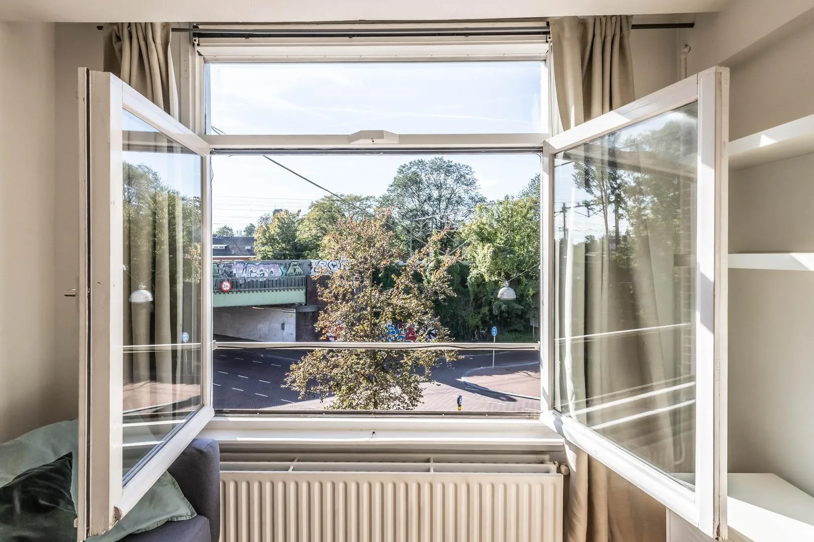298175107.jpg