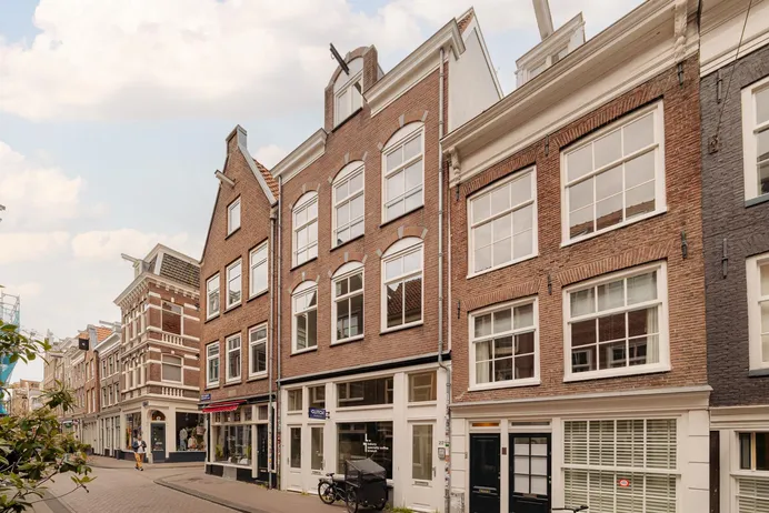 Tweede Anjeliersdwarsstraat 22 – A