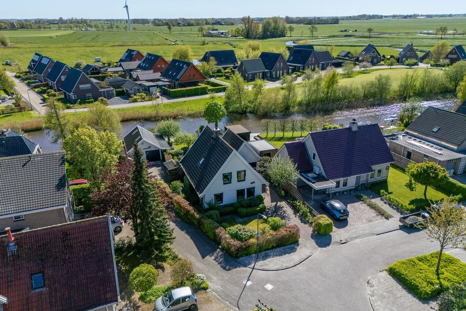 274651630.jpg