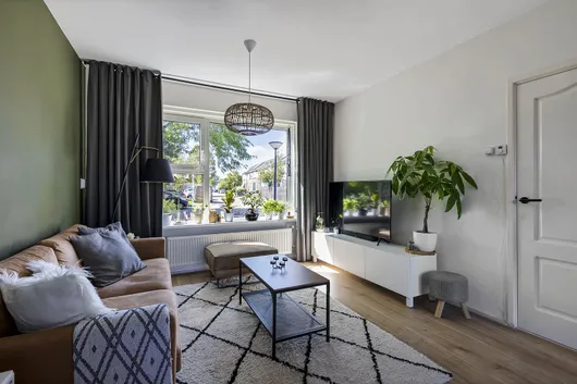 194635479.jpg foto-3